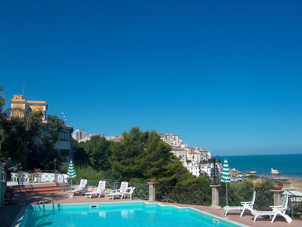 Hotel Piccolo Paradiso Di Роди-Гарганико Экстерьер фото