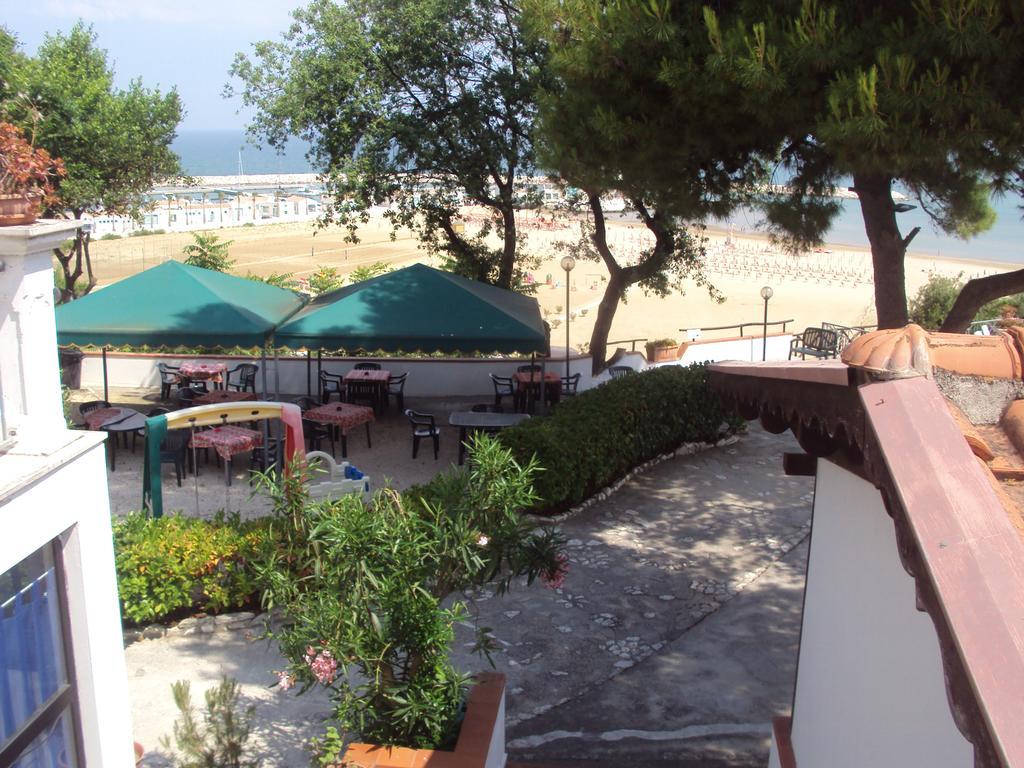 Hotel Piccolo Paradiso Di Роди-Гарганико Экстерьер фото