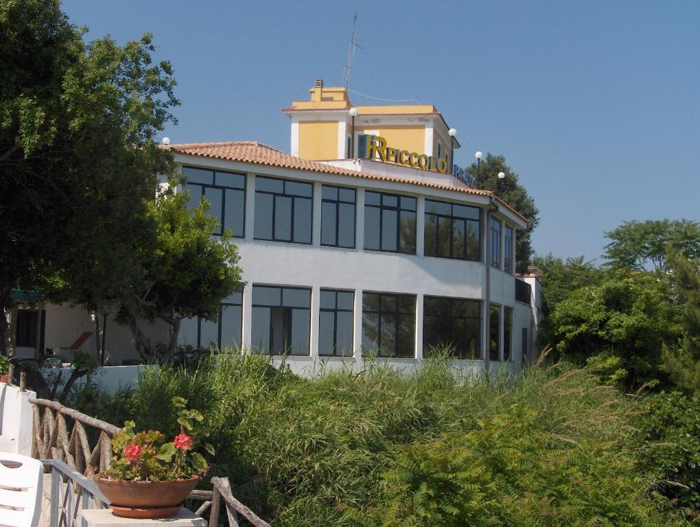 Hotel Piccolo Paradiso Di Роди-Гарганико Экстерьер фото